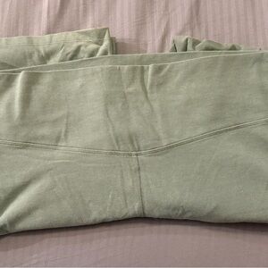 Old Navy Active PowerChill Leggings - Olive